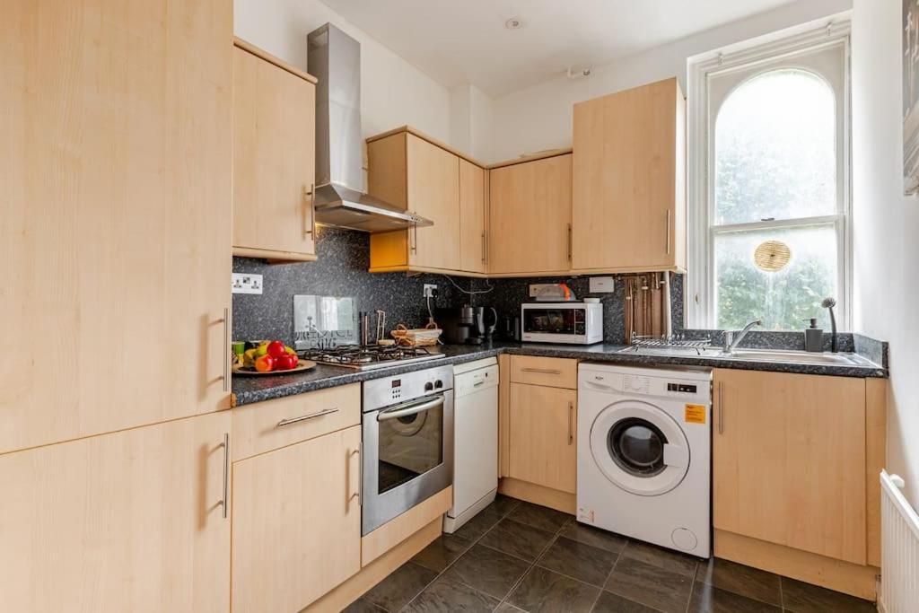 2 Bedroom Flat In St Johns Wood 런던 외부 사진
