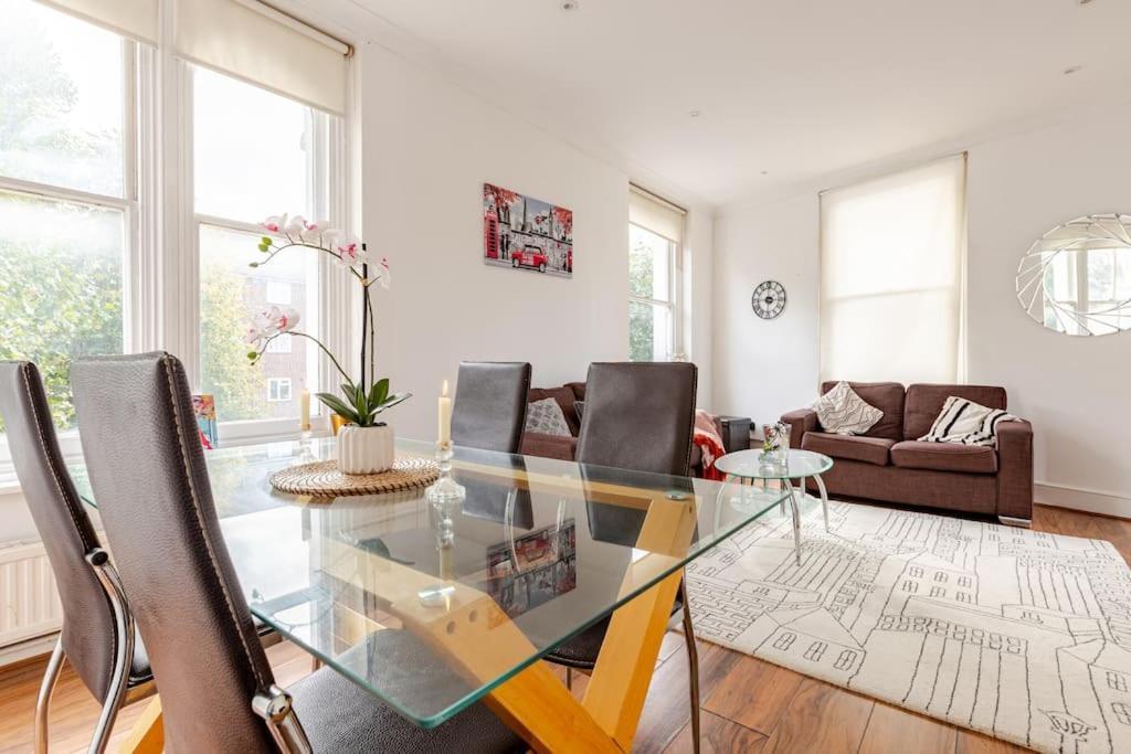 2 Bedroom Flat In St Johns Wood 런던 외부 사진