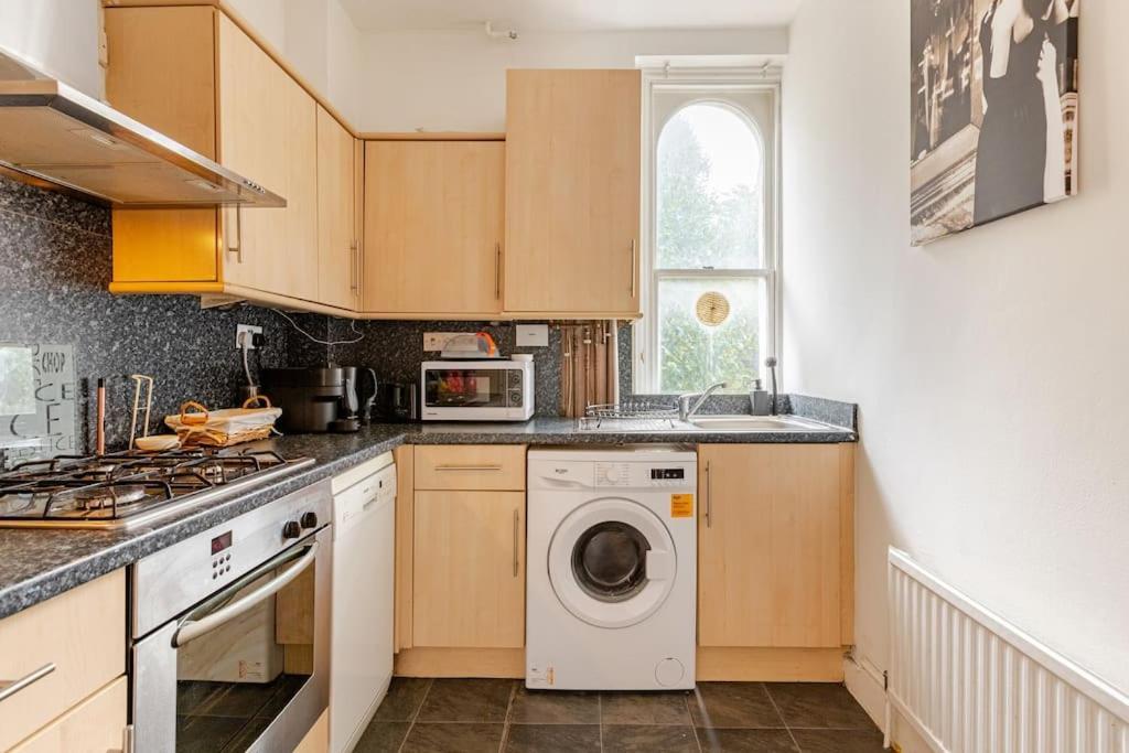 2 Bedroom Flat In St Johns Wood 런던 외부 사진